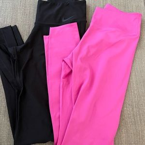 Nike two pack workout leggings
